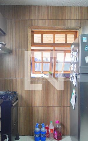 Casa à venda com 180m², 2 quartos e 2 vagasCozinha