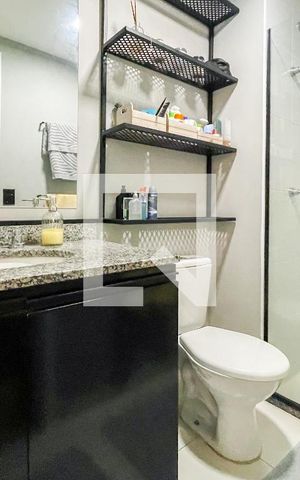 Apartamento para alugar com 36m², 1 quarto e 1 vaga Apartamento para alugar com 36m², 1 quarto e 1 vagaBanheiro da Suíte