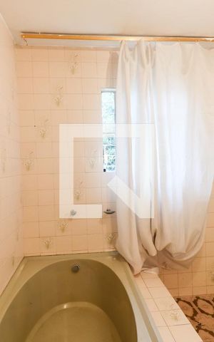 Casa para alugar com 170m², 3 quartos e 4 vagasBanheiro da Suíte