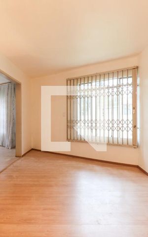 Casa para alugar com 170m², 3 quartos e 4 vagasSala de TV