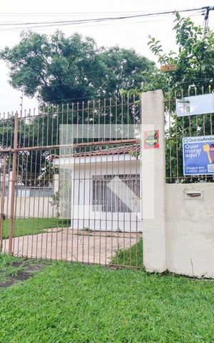 Casa para alugar com 170m², 3 quartos e 4 vagasFachada