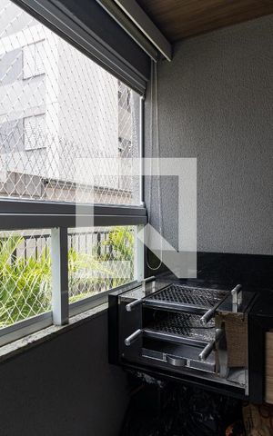 Apartamento à venda com 52m², 2 quartos e 1 vaga Apartamento à venda com 52m², 2 quartos e 1 vagaVaranda da Sala