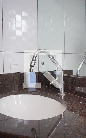 Apartamento para alugar com 100m², 1 quarto e sem vagaBanheiro