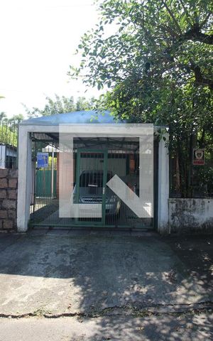 Casa à venda com 180m², 5 quartos e 1 vagaFachada