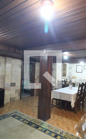 Casa à venda com 180m², 5 quartos e 1 vagaSala 2