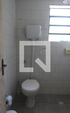Casa à venda com 180m², 5 quartos e 1 vagaBanheiro de serviço