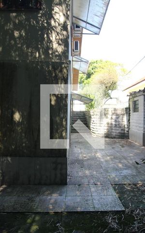 Casa à venda com 180m², 5 quartos e 1 vagaÁrea externa
