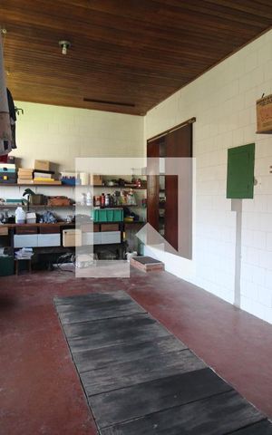Casa à venda com 180m², 5 quartos e 1 vagaGaragem