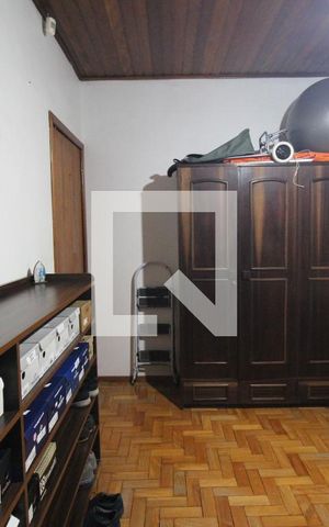 Casa à venda com 180m², 5 quartos e 1 vagaQuarto 4