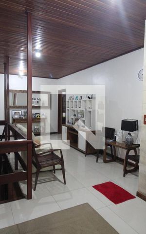 Casa à venda com 180m², 5 quartos e 1 vagaSala 1