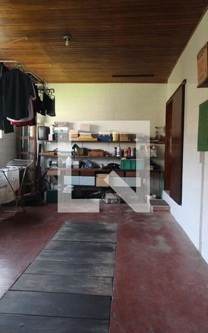 Casa à venda com 180m², 5 quartos e 1 vagaGaragem