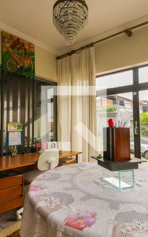 Casa para alugar com 200m², 3 quartos e 2 vagas Casa para alugar com 200m², 3 quartos e 2 vagasSala de Jantar
