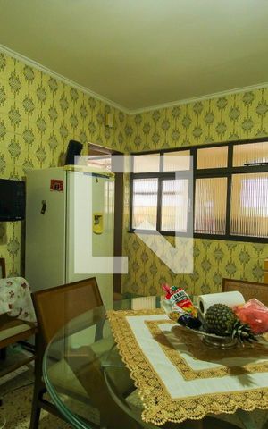 Casa para alugar com 200m², 3 quartos e 2 vagas Casa para alugar com 200m², 3 quartos e 2 vagasCozinha