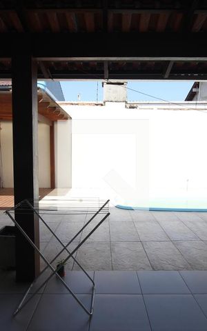 Casa à venda com 105m², 2 quartos e 3 vagasÁrea comum - Piscina