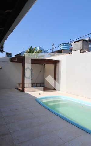Casa à venda com 105m², 2 quartos e 3 vagasÁrea comum - Piscina