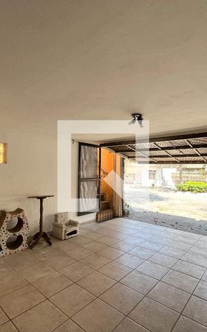 Casa à venda com 180m², 3 quartos e 2 vagas Casa à venda com 180m², 3 quartos e 2 vagasGaragem