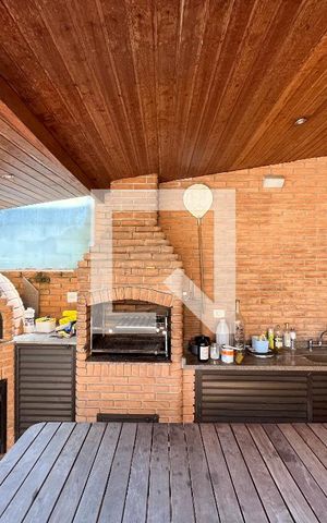 Casa à venda com 180m², 3 quartos e 2 vagas Casa à venda com 180m², 3 quartos e 2 vagasChurrasqueira