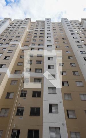Apartamento à venda com 42m², 2 quartos e sem vaga Apartamento à venda com 42m², 2 quartos e sem vagaFachada