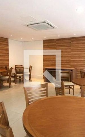 Apartamento à venda com 75m², 3 quartos e 1 vaga Apartamento à venda com 75m², 3 quartos e 1 vagaÁrea comum - Salão de festas