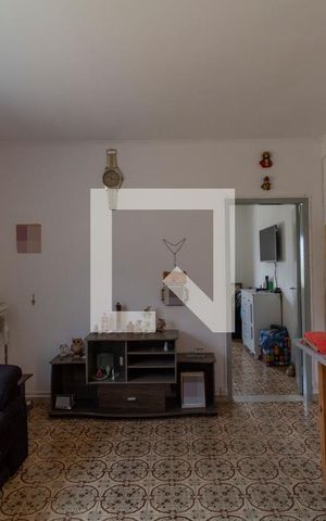 Casa à venda com 220m², 5 quartos e 2 vagasCasa 1 - Sala 