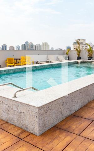 Apartamento à venda com 24m², 1 quarto e sem vaga Apartamento à venda com 24m², 1 quarto e sem vagaÁrea comum - Piscina