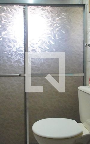 Casa à venda com 120m², 3 quartos e 2 vagas Casa à venda com 120m², 3 quartos e 2 vagasBanheiro 1