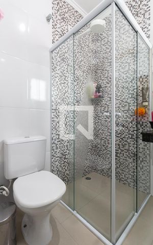 Casa de condomínio à venda com 150m², 3 quartos e 3 vagasBanheiro Suíte 2