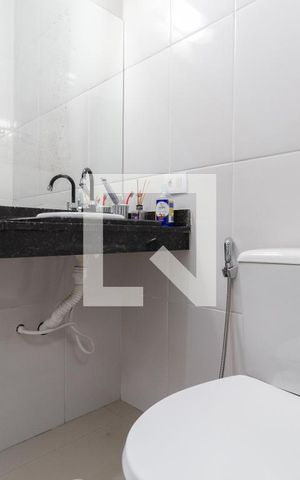 Casa de condomínio à venda com 150m², 3 quartos e 3 vagasBanheiro Suíte 1