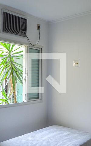 Casa à venda com 290m², 3 quartos e 5 vagas Casa à venda com 290m², 3 quartos e 5 vagasQuarto Suíte
