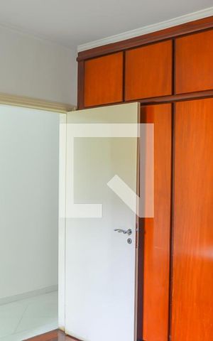 Casa à venda com 290m², 3 quartos e 5 vagas Casa à venda com 290m², 3 quartos e 5 vagasQuarto Suíte