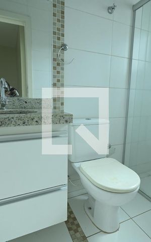 Casa de condomínio para alugar com 90m², 3 quartos e 1 vaga Casa de condomínio para alugar com 90m², 3 quartos e 1 vagaBanheiro 1