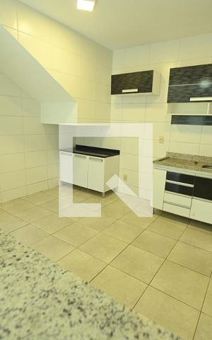 Casa de condomínio para alugar com 90m², 3 quartos e 1 vaga Casa de condomínio para alugar com 90m², 3 quartos e 1 vagaCozinha