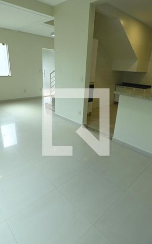 Casa de condomínio para alugar com 90m², 3 quartos e 1 vaga Casa de condomínio para alugar com 90m², 3 quartos e 1 vagaSala