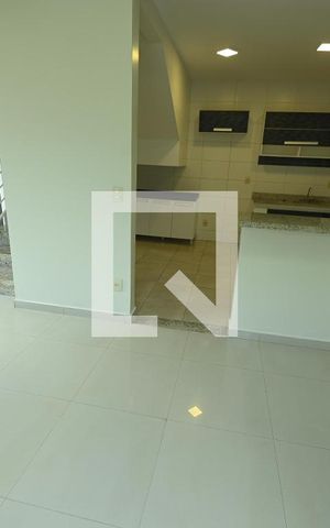 Casa de condomínio para alugar com 90m², 3 quartos e 1 vaga Casa de condomínio para alugar com 90m², 3 quartos e 1 vagaSala