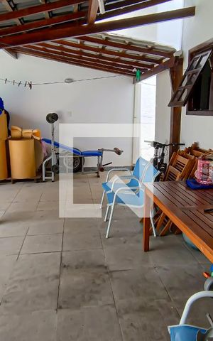 Casa à venda com 110m², 3 quartos e 2 vagas Casa à venda com 110m², 3 quartos e 2 vagasarea de lazer