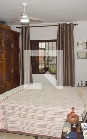 Casa à venda com 127m², 3 quartos e 2 vagasQuarto 2 - Suíte