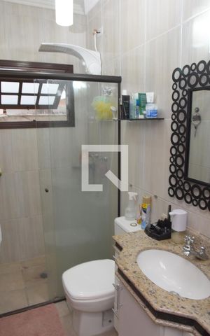 Casa à venda com 127m², 3 quartos e 2 vagasBanheiro