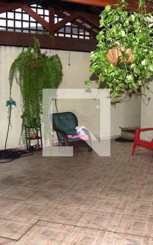 Casa à venda com 127m², 3 quartos e 2 vagasQuintal