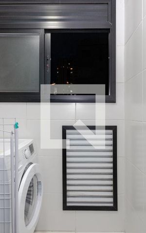 Studio à venda com 33m², 1 quarto e 1 vaga Studio à venda com 33m², 1 quarto e 1 vagaÁrea de Serviço
