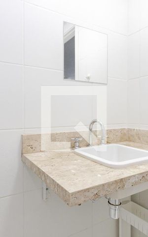 Studio à venda com 33m², 1 quarto e 1 vaga Studio à venda com 33m², 1 quarto e 1 vagaBanheiro