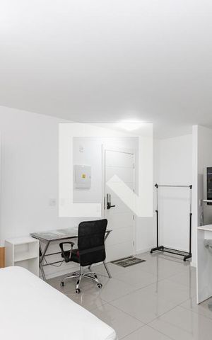 Studio à venda com 33m², 1 quarto e 1 vaga Studio à venda com 33m², 1 quarto e 1 vagaStudio