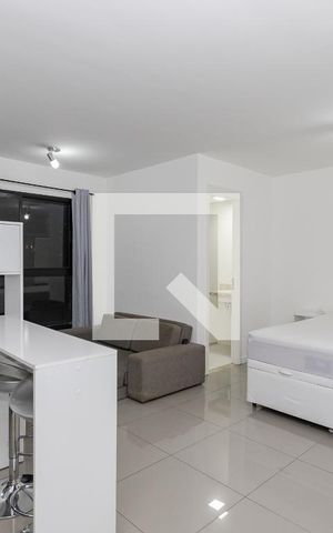 Studio à venda com 33m², 1 quarto e 1 vaga Studio à venda com 33m², 1 quarto e 1 vagaStudio