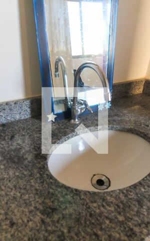 Apartamento para alugar com 30m², 1 quarto e sem vaga Apartamento para alugar com 30m², 1 quarto e sem vagaBanheiro
