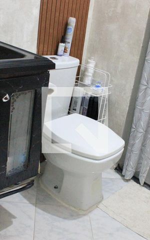 Casa à venda com 69m², 2 quartos e 1 vagaBanheiro 2