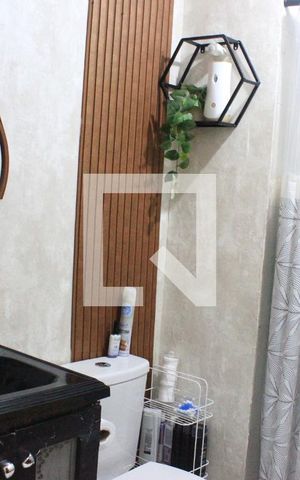 Casa à venda com 69m², 2 quartos e 1 vagaBanheiro 2