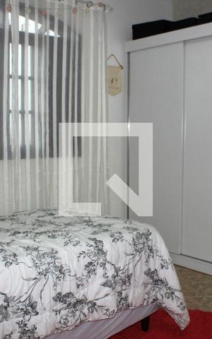 Casa à venda com 69m², 2 quartos e 1 vagaQuarto 1