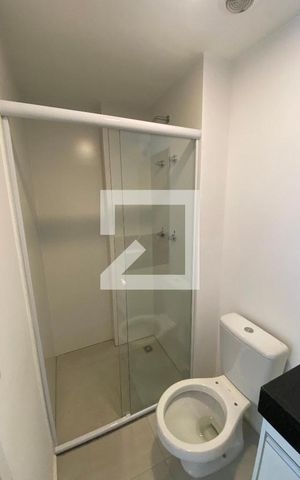 Studio para alugar com 28m², 1 quarto e sem vaga Studio para alugar com 28m², 1 quarto e sem vagaBanheiro