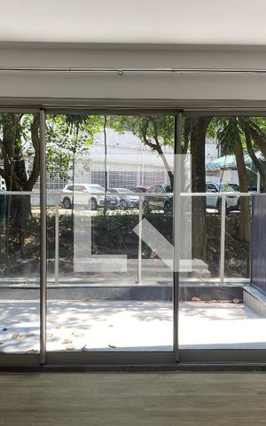 Studio para alugar com 28m², 1 quarto e sem vaga Studio para alugar com 28m², 1 quarto e sem vagaVista da Sacada