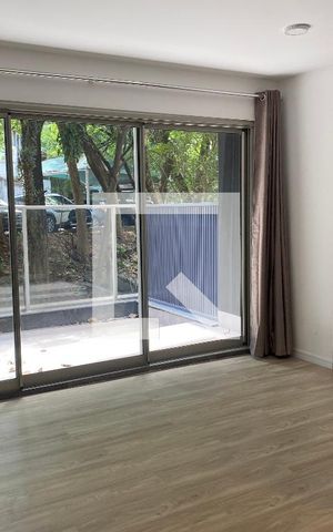Studio para alugar com 28m², 1 quarto e sem vaga Studio para alugar com 28m², 1 quarto e sem vagaQuarto