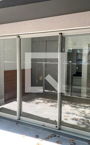 Studio para alugar com 28m², 1 quarto e sem vaga Studio para alugar com 28m², 1 quarto e sem vagaSacada